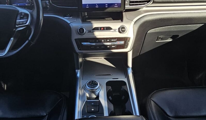 2021 Ford Explorer XLT AWD 7 Passenger full