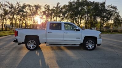 2016 Chevy Silverado 1500 High Country CrewCab 4WD
