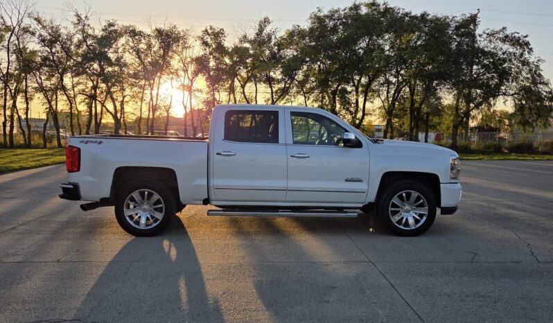 2016 Chevy Silverado 1500 High Country CrewCab 4WD full