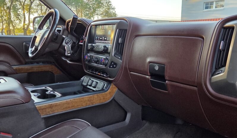 2016 Chevy Silverado 1500 High Country CrewCab 4WD full