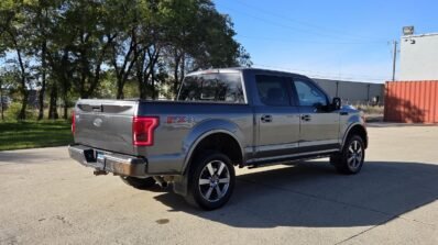2017 Ford F150 Lariat Crew Cab 4WD V8
