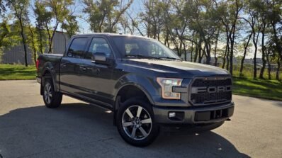 2017 Ford F150 Lariat Crew Cab 4WD V8