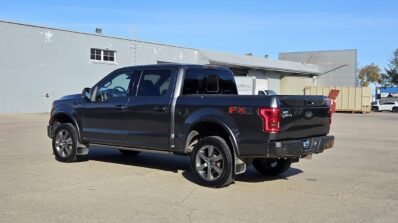 2017 Ford F150 Lariat Crew Cab 4WD V8