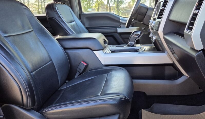 2017 Ford F150 Lariat Crew Cab 4WD V8 full