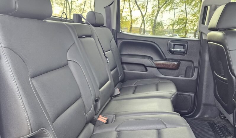 2015 GMC Sierra 1500 SLT Crew Cab 4WD full