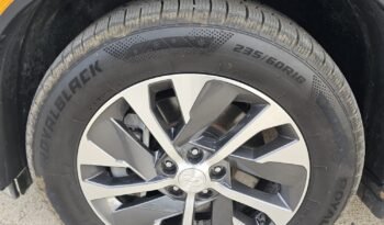 2022 Hyundai Palisade Essential AWD 8 passenger. full