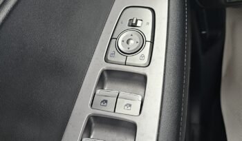 2022 Hyundai Palisade Essential AWD 8 passenger. full