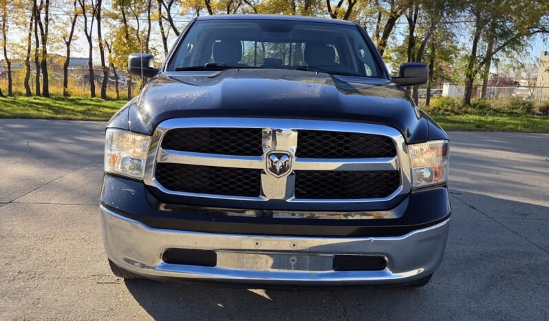 2015 Ram 1500 SLT Quad Cab 4WD full