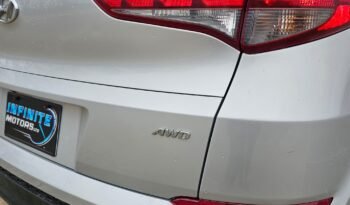 2017 Hyundai Tuscan Preferred AWD full