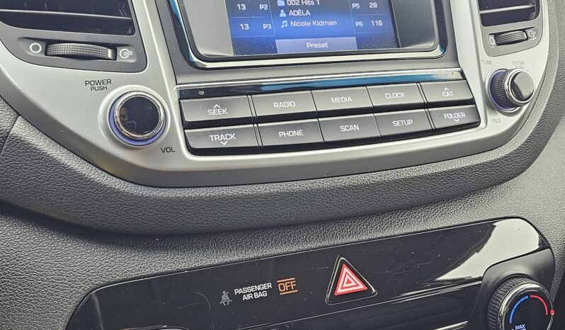2017 Hyundai Tuscan Preferred AWD full
